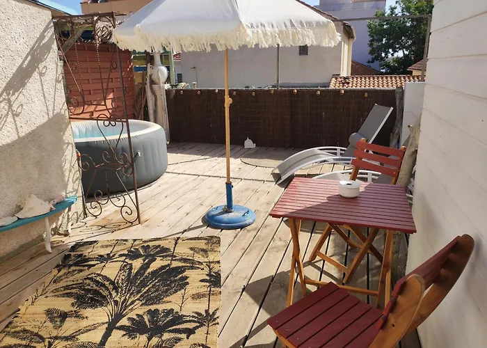 Chambre Cabane De Charme, Terrasse Et Spa Prive