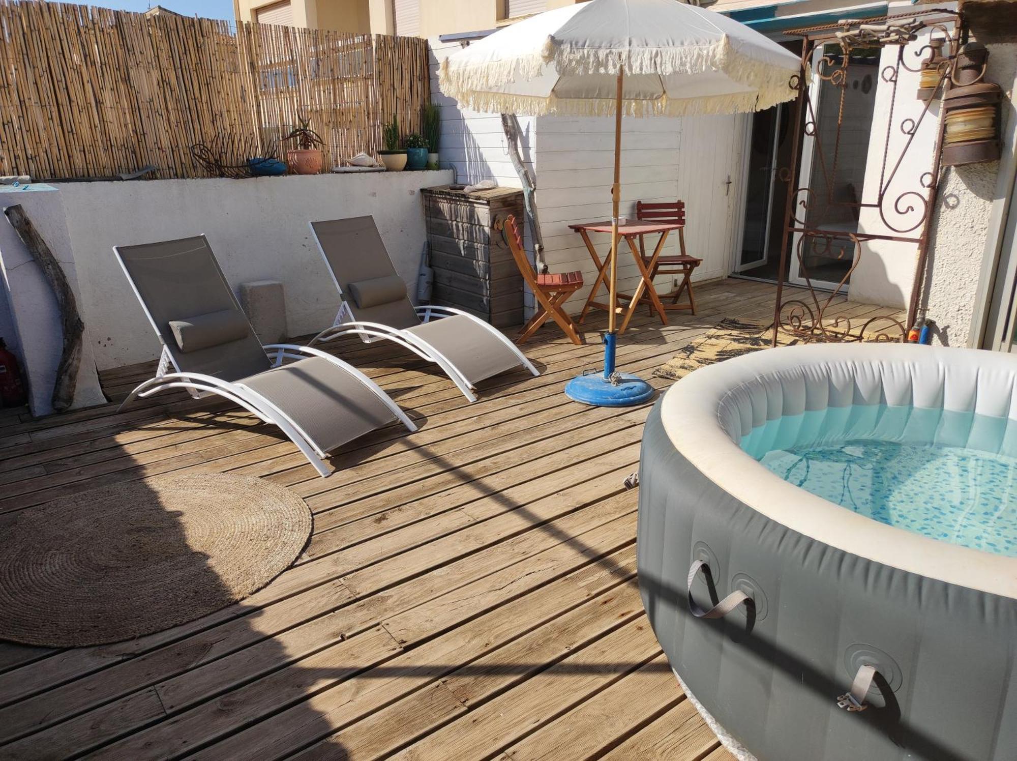 De Charme, Terrasse Et Prive Apartment *