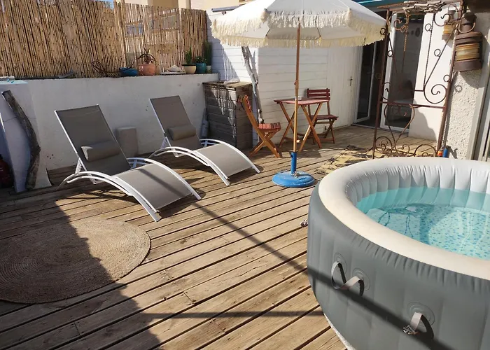Chambre Cabane De Charme, Terrasse Et Spa Prive